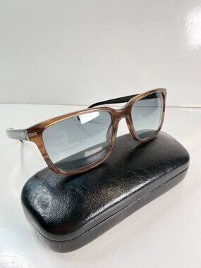 Hugo Boss Sunglasses – Made in Italy – Classic Tortoiseshell Frame